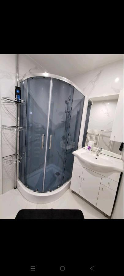 Prima Apartman Appartement Košice Buitenkant foto