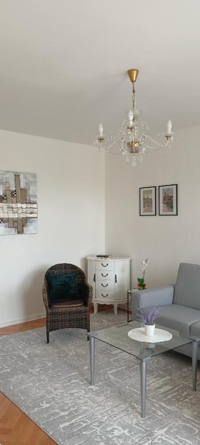 Prima Apartman Appartement Košice Buitenkant foto