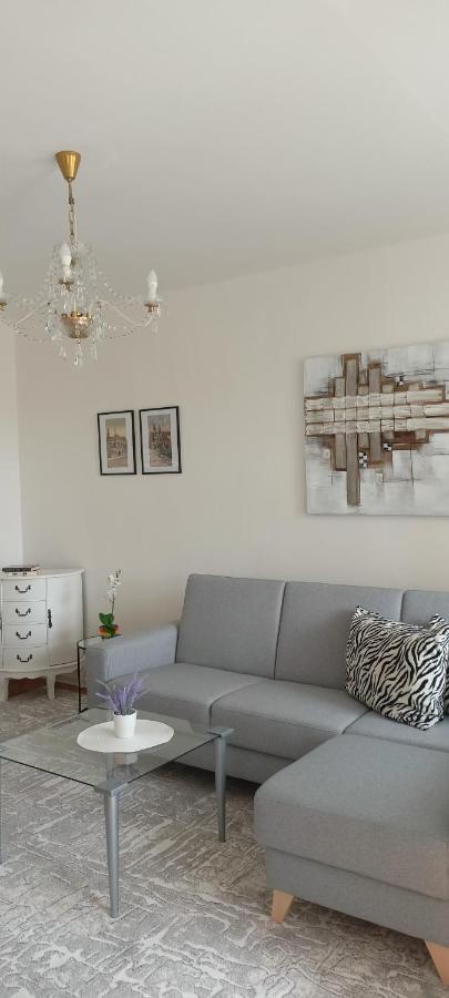 Prima Apartman Appartement Košice Buitenkant foto